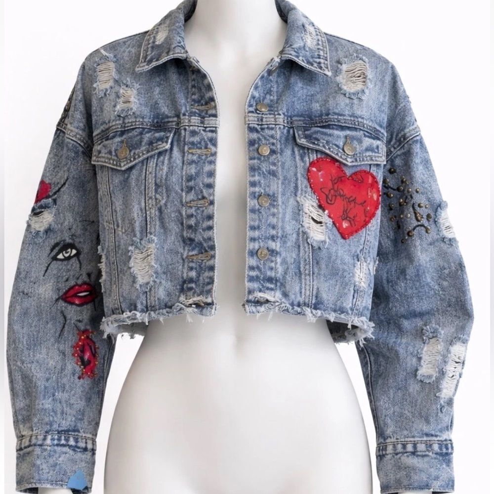 PQUCE One of a Kind Hand Painted Studded Acid Wash Denim Jacket Size M - Picture 3 of 9